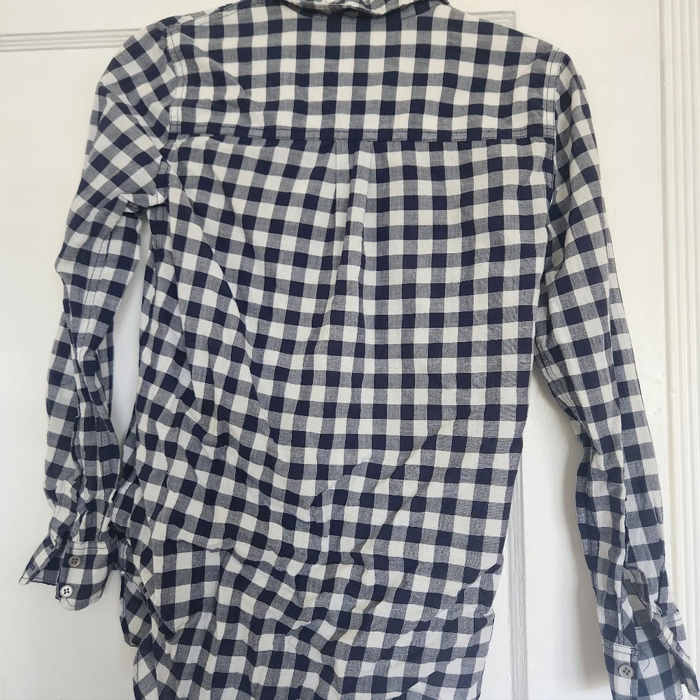 J. Crew blue and white checkered gingham button-up shirt in size Petite XS - Picture 4 of 4